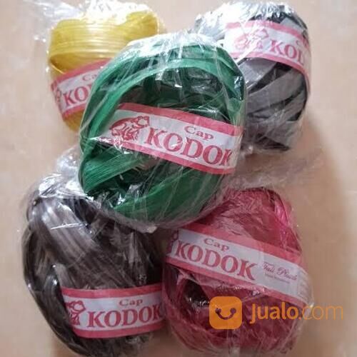 Tali Rafia Kecil Untuk Warung