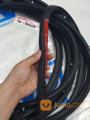 Import Karet Pintu Mobil Suzuki Vitara 4x4 SWB Short Wheel Base