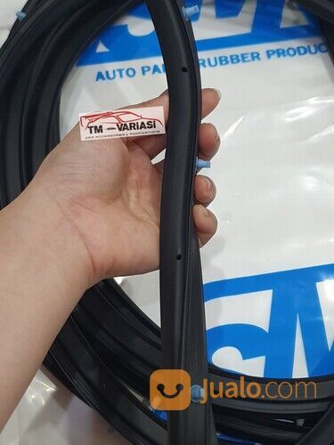 Import Karet Pintu Mobil Suzuki Vitara 4x4 SWB Short Wheel Base