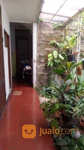 Rumah LUAS , ADA GUDANG , TAMAN harga turun ekonomis (tln) di cigadung selatan bandung