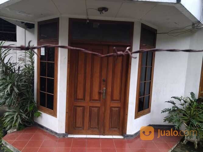 Rumah LUAS , ADA GUDANG , TAMAN harga turun ekonomis (tln) di cigadung selatan bandung