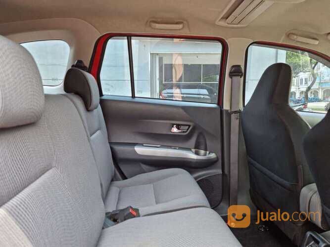 DAIHATSU SIGRA 1.2 R DELUXE AT 2020 MERAH kondisi mobil istimewa bergaransi dan dijamin siap pakai