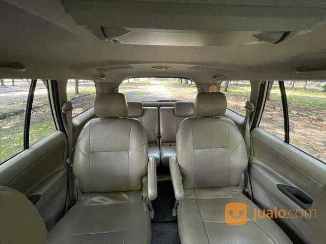 TOYOTA KIJANG INNOVA 2.0 G LUXURY AT BENSIN 2014 SILVER