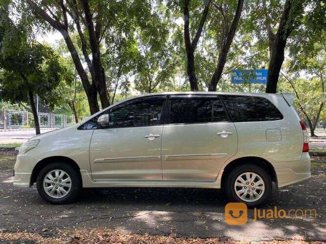 TOYOTA KIJANG INNOVA 2.0 G LUXURY AT BENSIN 2014 SILVER