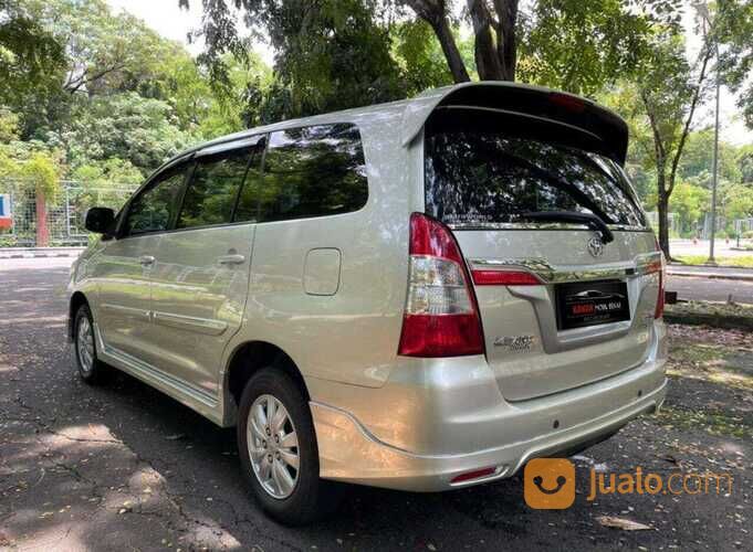 TOYOTA KIJANG INNOVA 2.0 G LUXURY AT BENSIN 2014 SILVER