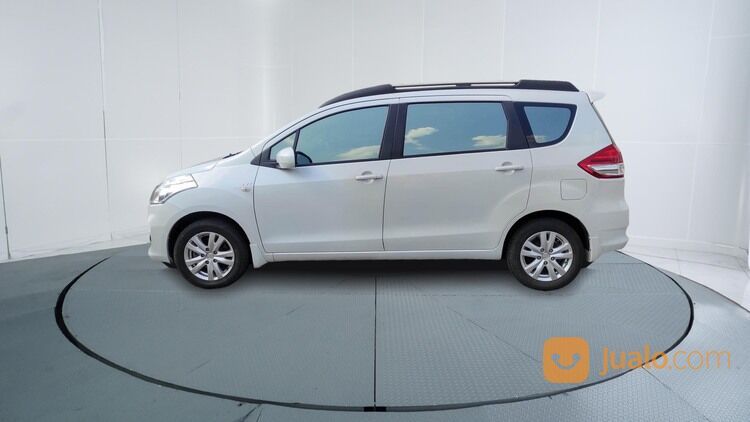 Suzuki Ertiga GL MT 2017 Putih