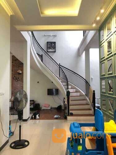 Rumah Terawat 2 Lantai Wisma Kedung Asem Indah (Wiskai 2) Dekat Merr, Superindo