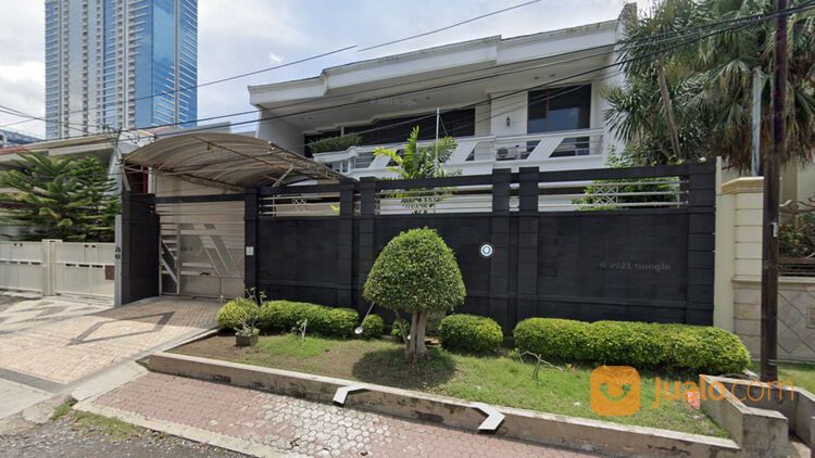 Rumah Dharmahusada Indah Jalan Kembar Mainroad Dekat Galaxy Mall
