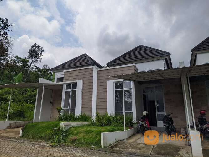 rumah di graha arimbi salatiga