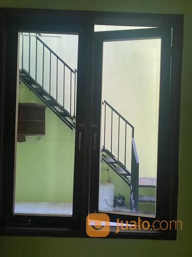 Rumah di Pondok Bambu Town House Jakarta Timur