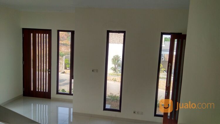 Rumah 2 Lantai Pandanaran Hills Sambiroto Mangunharjo Tembalang Semarang