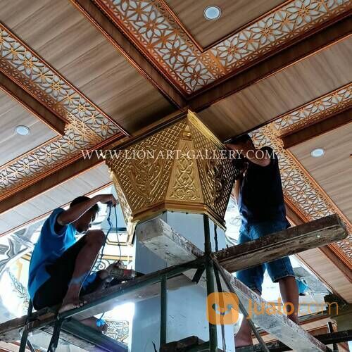 Mahkota Pilar Masjid Kuningan