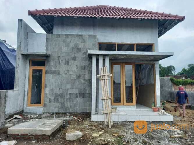 Rumah Cantik Dalam Perumahan Lebar Jalan 6 Meter