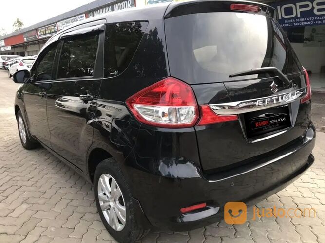 SUZUKI ERTIGA 1.4 GX AT 2017 HITAM kondisi mobil istimewa bergaransi dan dijamin siap pakai