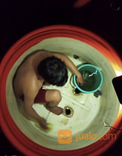 Jasa Cuci Tandon Air / Kuras Toren Air Makassar