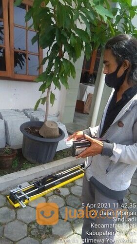 Sewa Potong Granit Keramik