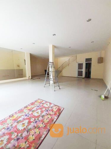 Ruko di Jatinegara Dekat Mall Cipinang Indah, Mall Bassura City, RS Yadika Pondok Bambu, Kampus UKI