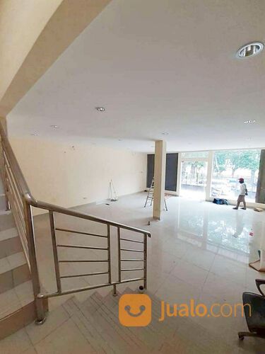 Ruko di Jatinegara Dekat Mall Cipinang Indah, Mall Bassura City, RS Yadika Pondok Bambu, Kampus UKI