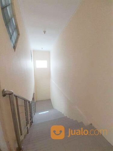 Ruko di Jatinegara Dekat Mall Cipinang Indah, Mall Bassura City, RS Yadika Pondok Bambu, Kampus UKI