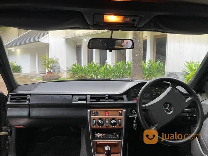 Mercy boxer tipe 200e th 1988