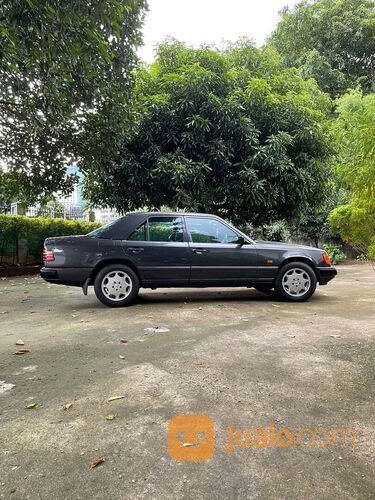 Mercy boxer tipe 200e th 1988