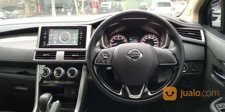 NISSAN LIVINA 1.5 VL AT 2020 HITAM Kondisi mobil istimewa bergaransi dan dijamin siap pakai