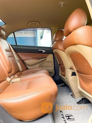 HONDA CIVIC 1.8 FD AT 2010 HITAM Kondisi mobil istimewa bergaransi dan dijamin siap pakai