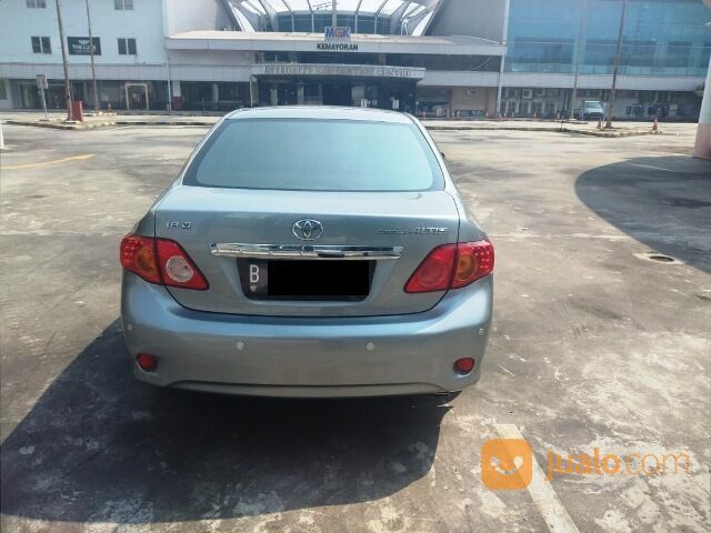 Toyota Altis 2008 V Matic Warna Silver