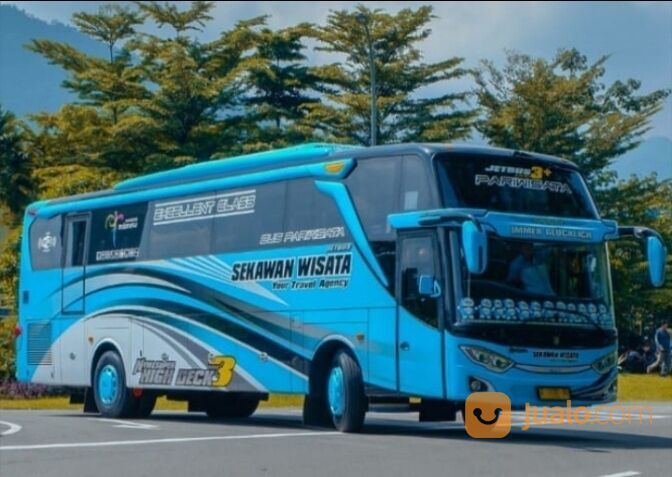 Sewa Bus Pariwisata