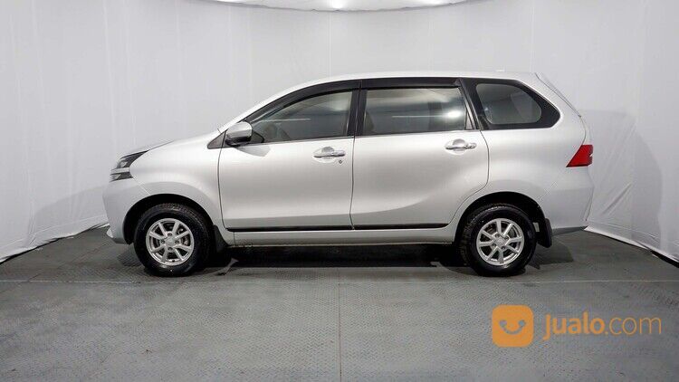 Daihatsu Xenia 1.3 X MT 2019 Silver