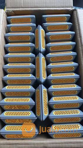 Mata Kucing Paku Marka Rambu