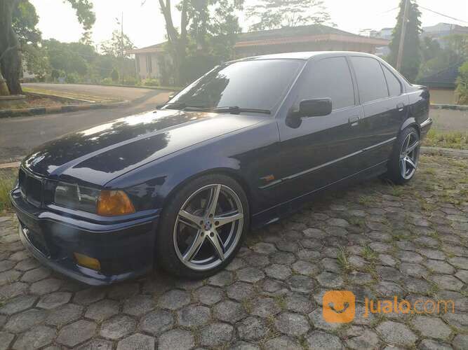BMW E36 320I m52b20