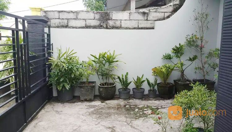 Rumah di Kota Palangka Raya Dekat Kantor Walikota Palangka Raya, RS Awal Bros Betang Pambelum