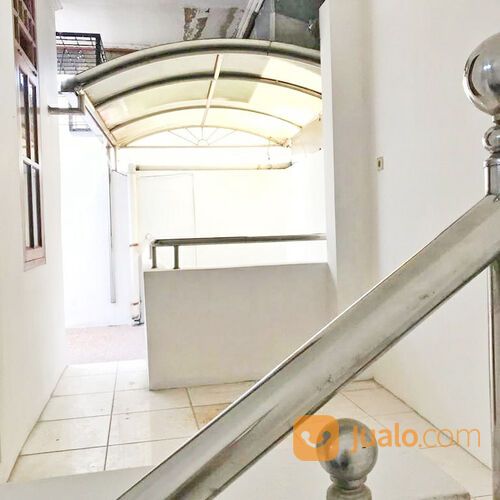 Rumah Dekat Mall Grage Cirebon, Mall CSB, Alun Alun Kejaksan, IAIN Syekh Nurjati, Stasiun Cirebon