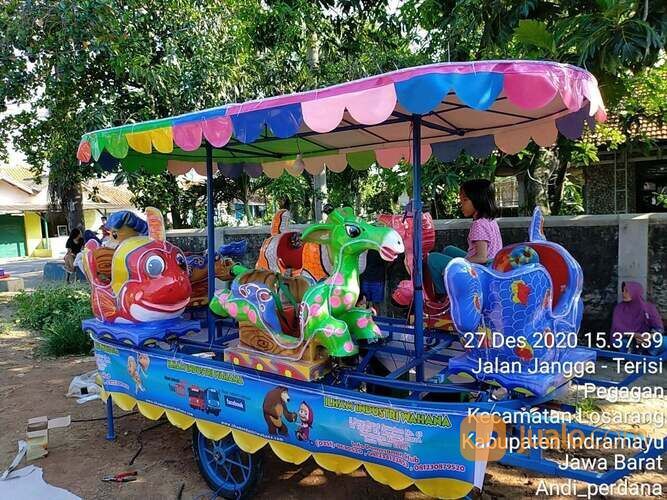 odong odong kereta panggung fiber variasi