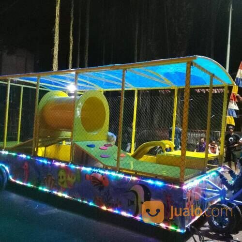 usaha wahana odong odong kereta panggung - mandi bola