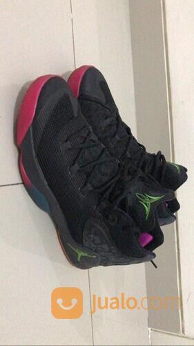 NIKE AIR JORDAN MELO 12