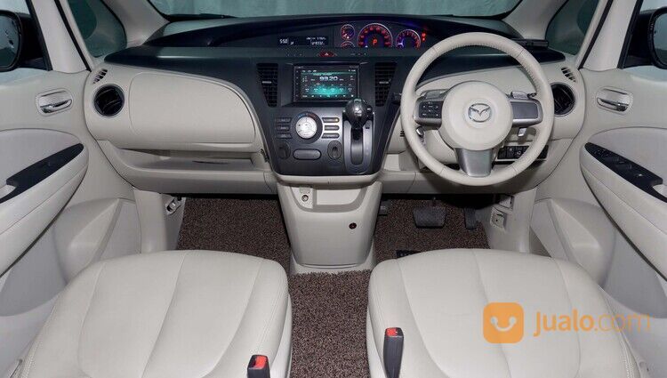 Mazda Biante 2.0 Skyactiv AT 2017 Hitam