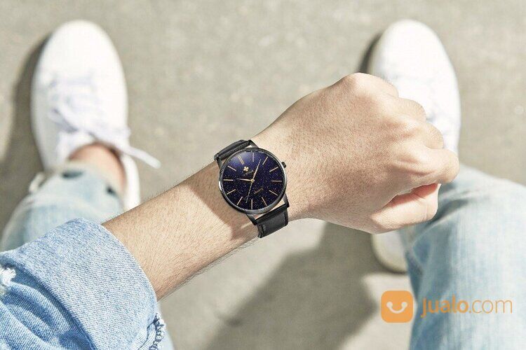 Jam Tangan Pria WWOOR 8853 Unisex Strap Kulit Tahan Air Kaca Hardlex Gaya Kasual Terbaru Original