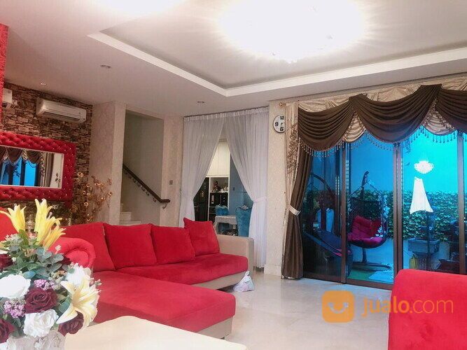 Rumah Town house pasadenia residence lt 150 m2 di pulo gadung,jakarta timur