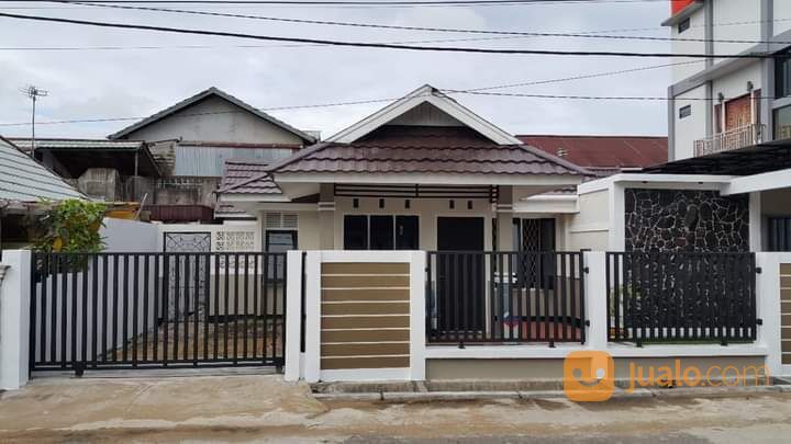 Rumah Strategis Ko. Alex Griya Permai 3, Pontianak, Kalimantan Barat