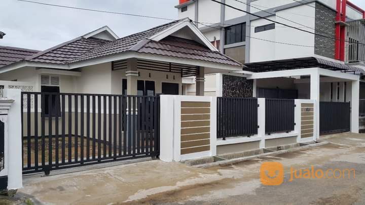 Rumah Strategis Ko. Alex Griya Permai 3, Pontianak, Kalimantan Barat
