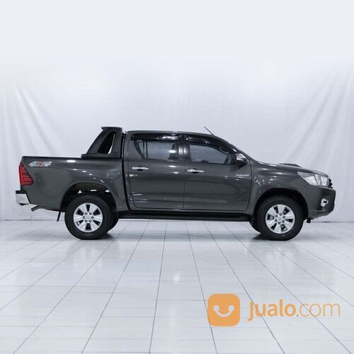 *PROMO DP 45 JUTA TOYOTA HILUX (DARK GREY MICA METALLIC) TYPE V 2.5CC A/T (2017)