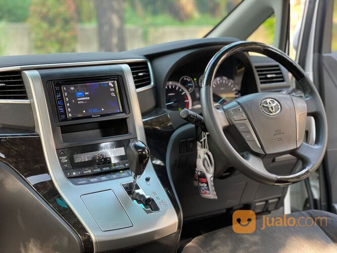 Toyota alphard 2011/2012 SC Audioless CBU Japan (facelift) low km