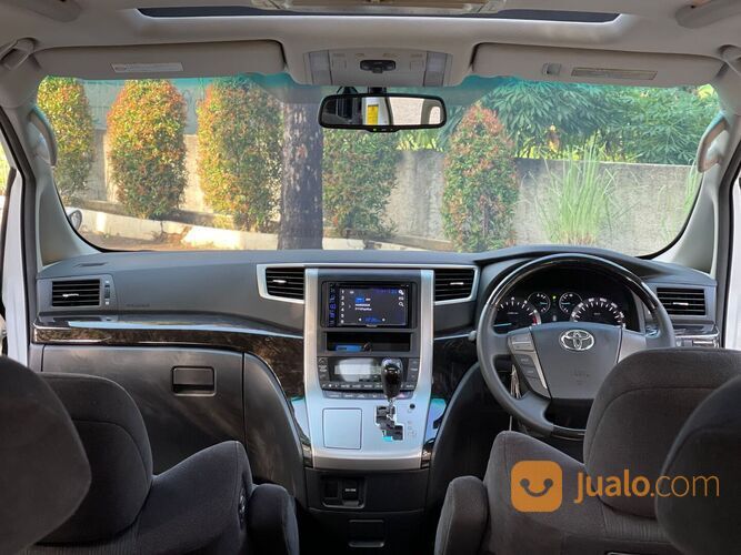 Toyota alphard 2011/2012 SC Audioless CBU Japan (facelift) low km