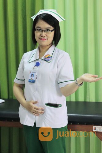 JASA CAREGIVER DAN PERAWAT MEDIS 24 JAM