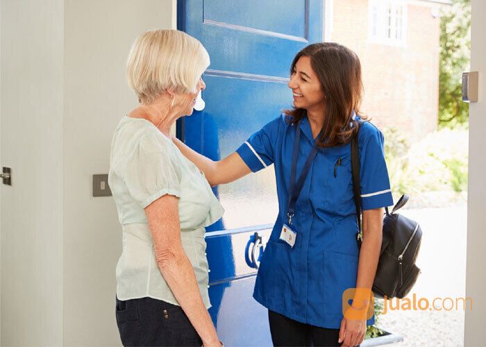 JASA CAREGIVER DAN PERAWAT MEDIS 24 JAM