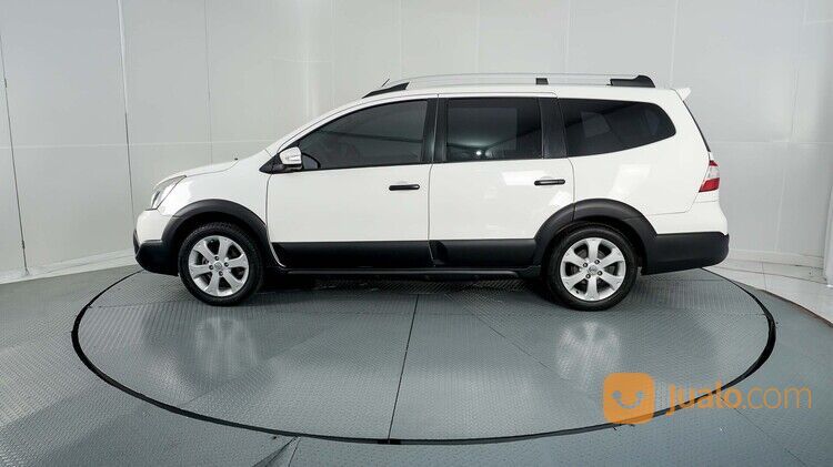 Nissan Grand Livina X-Gear MT 2016 Putih