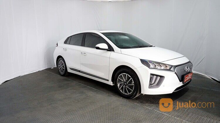 Hyundai Ioniq EV 4X2 Signature AT 2021 Putih