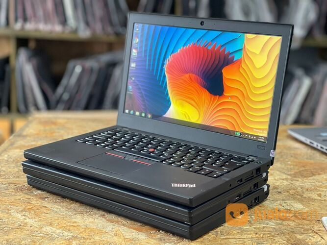 Lenovo ThinkPad X260 8GB RAM 256GB SSD Core i5-6200U (Gen-6) 2.4GHz